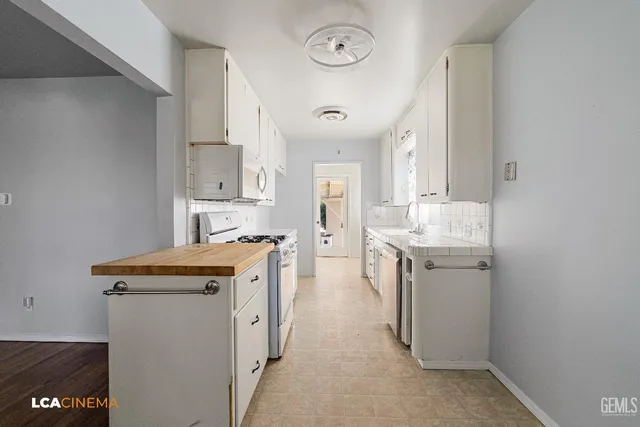 $315,500 | Undisclosed Address, Bakersfield, CA 93308