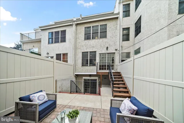 $925,000 | 677 North 15th Street, Philadelphia, PA 19130