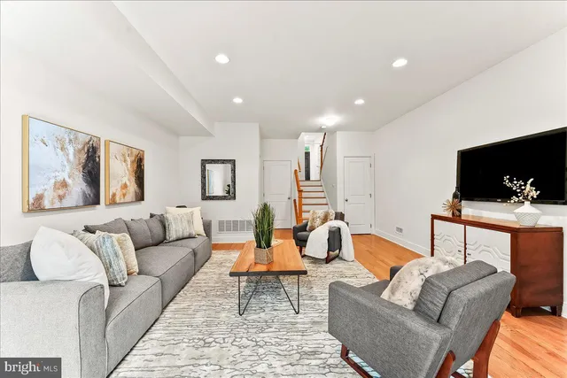$925,000 | 677 North 15th Street, Philadelphia, PA 19130