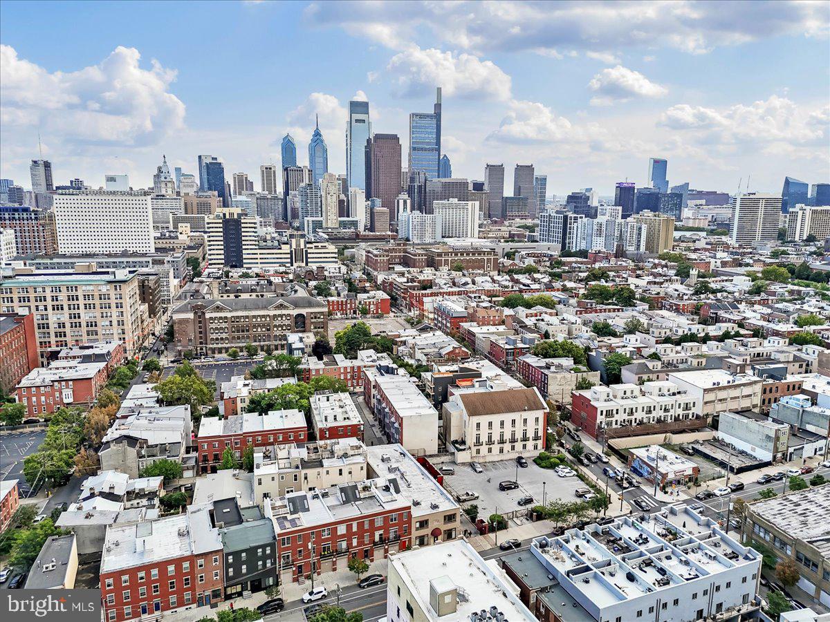 677 North 15th Street Philadelphia, PA 19130 - Photo 3 of 52 an aerial view of a city with lots of residential buildings