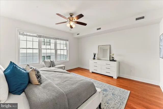 $925,000 | 677 North 15th Street, Philadelphia, PA 19130