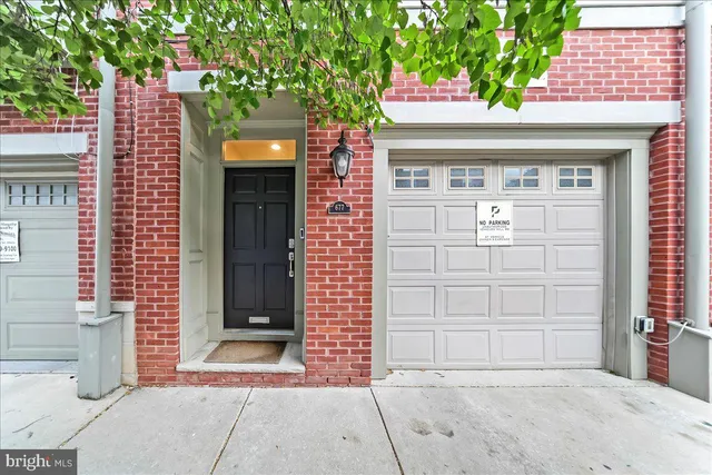 $925,000 | 677 North 15th Street, Philadelphia, PA 19130