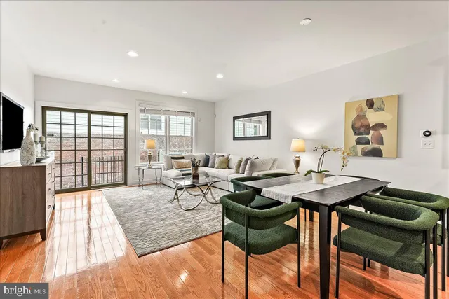$925,000 | 677 North 15th Street, Philadelphia, PA 19130
