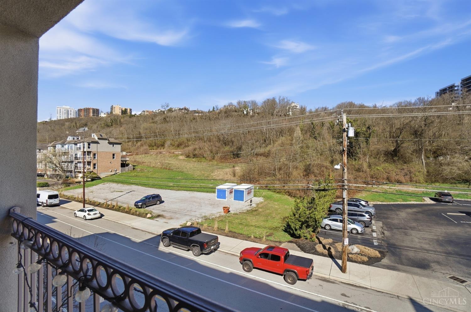 2235 Riverside Drive, Unit 306 Cincinnati, OH 45202 - Photo 21 of 59
