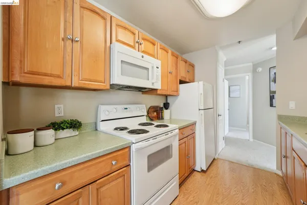 $589,000 | 535 Pierce Street, Unit 3216, Albany, CA 94706