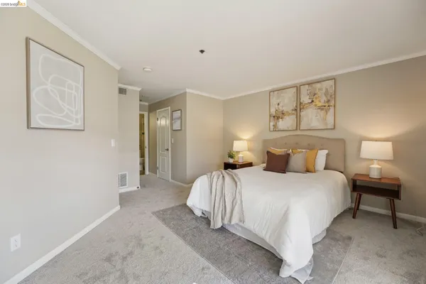 $589,000 | 535 Pierce Street, Unit 3216, Albany, CA 94706