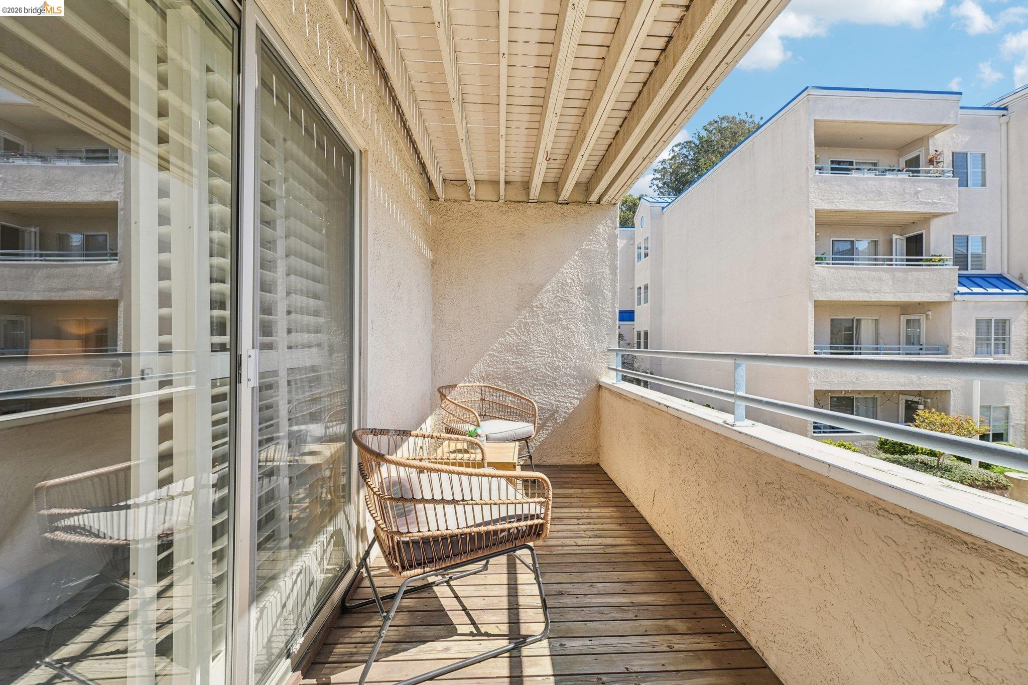 535 Pierce Street, Unit 3216 Albany, CA 94706 - Photo 42 of 47 View of balcony