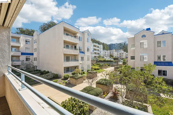 $589,000 | 535 Pierce Street, Unit 3216, Albany, CA 94706