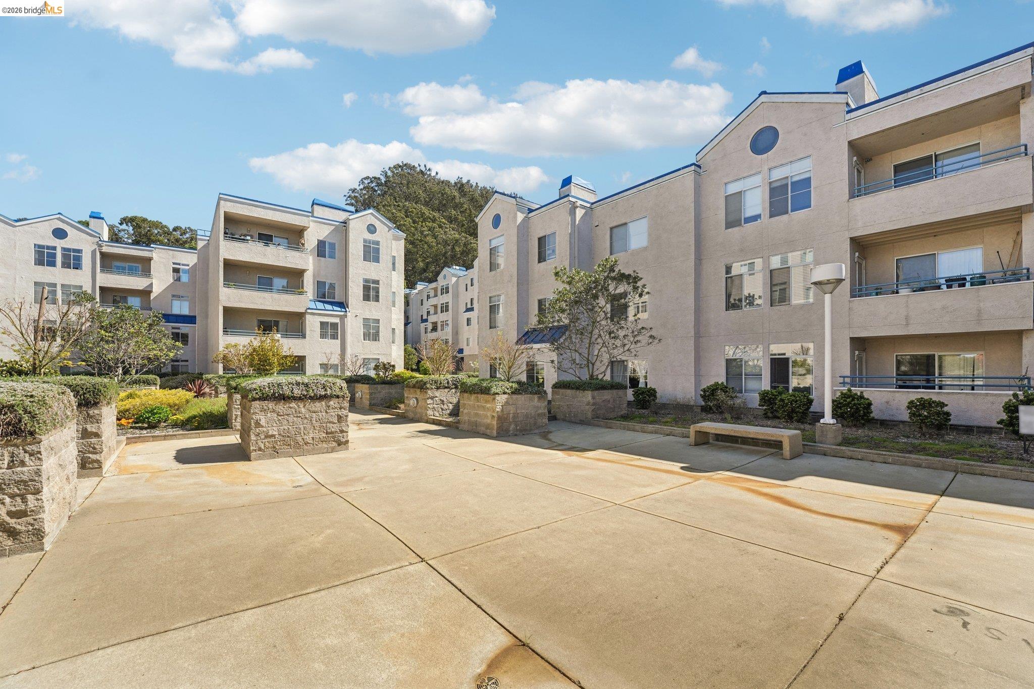 535 Pierce Street, Unit 3216 Albany, CA 94706 - Photo 45 of 47 View of apartment building / complex