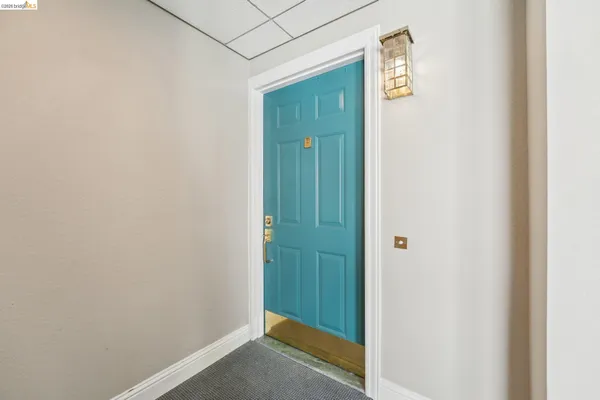 $589,000 | 535 Pierce Street, Unit 3216, Albany, CA 94706