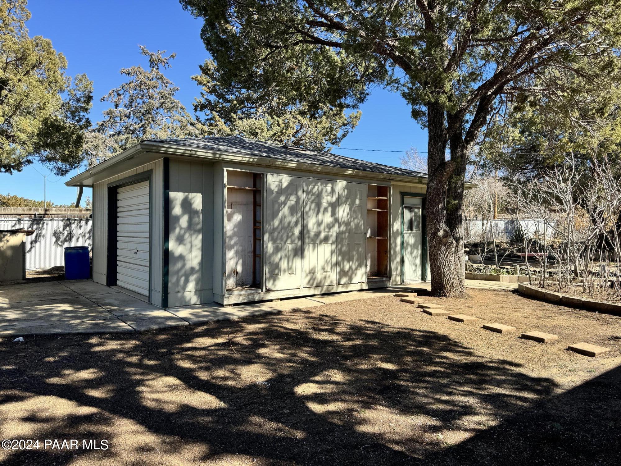 201 Robinson Drive Prescott, AZ 86303 - Photo 45 of 52 a view of a house with a yard