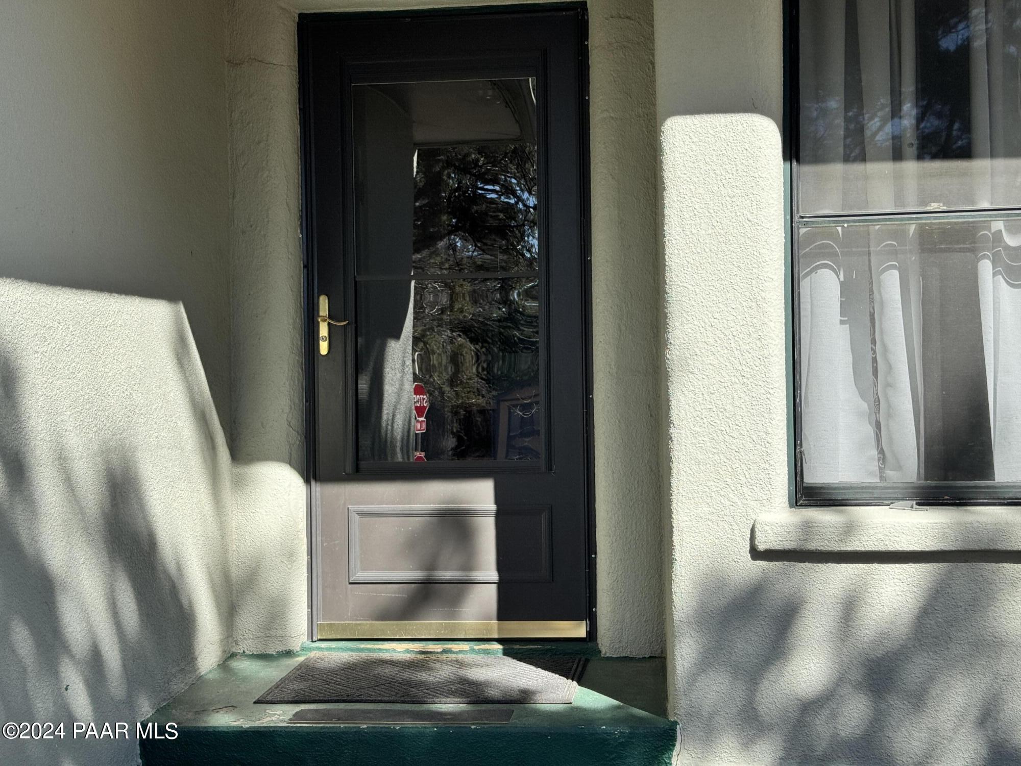 201 Robinson Drive Prescott, AZ 86303 - Photo 6 of 52 a view of entry way