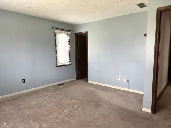 $275,000 | 8341 Christiana Lane, Indianapolis, IN 46256