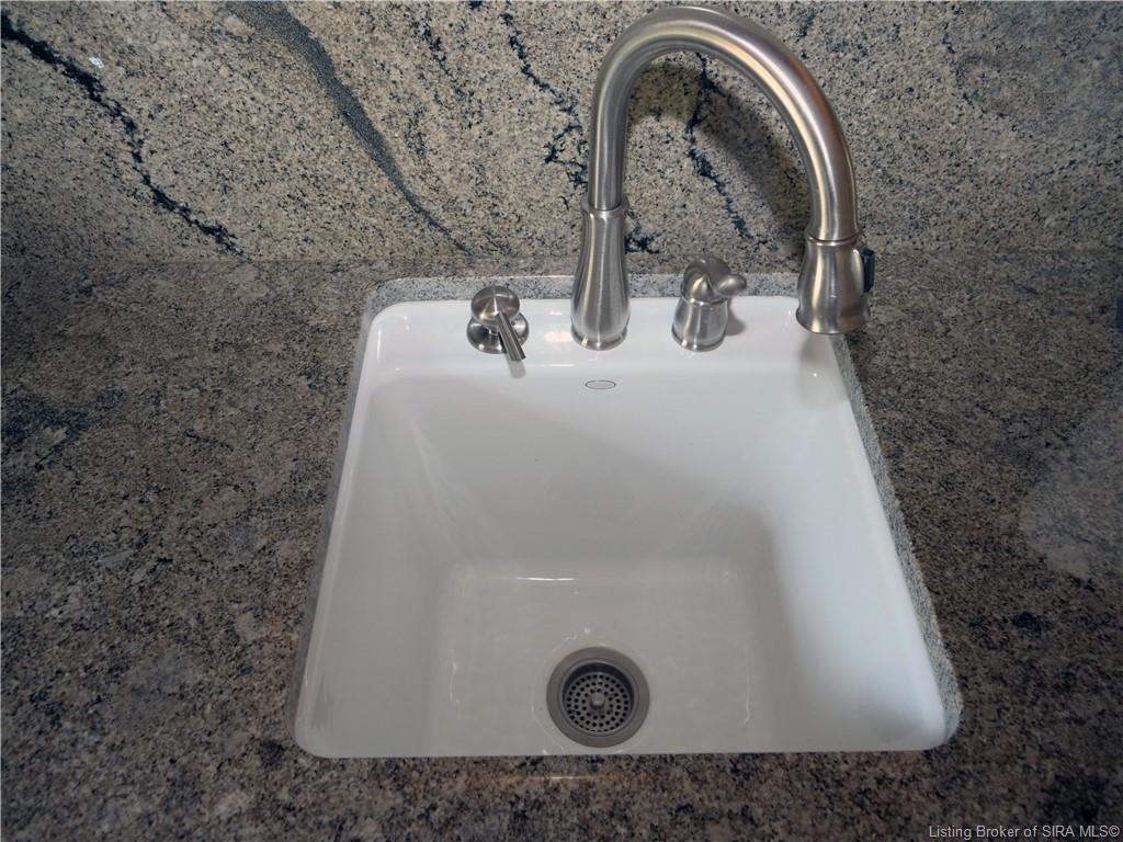 3831 Dogwood Road Floyds Knobs, IN 47119 - Photo 12 of 51