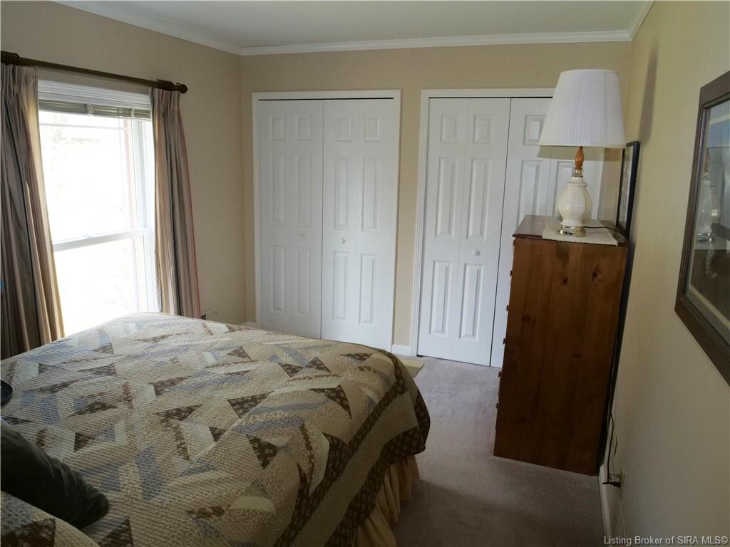 3831 Dogwood Road Floyds Knobs, IN 47119 - Photo 15 of 51