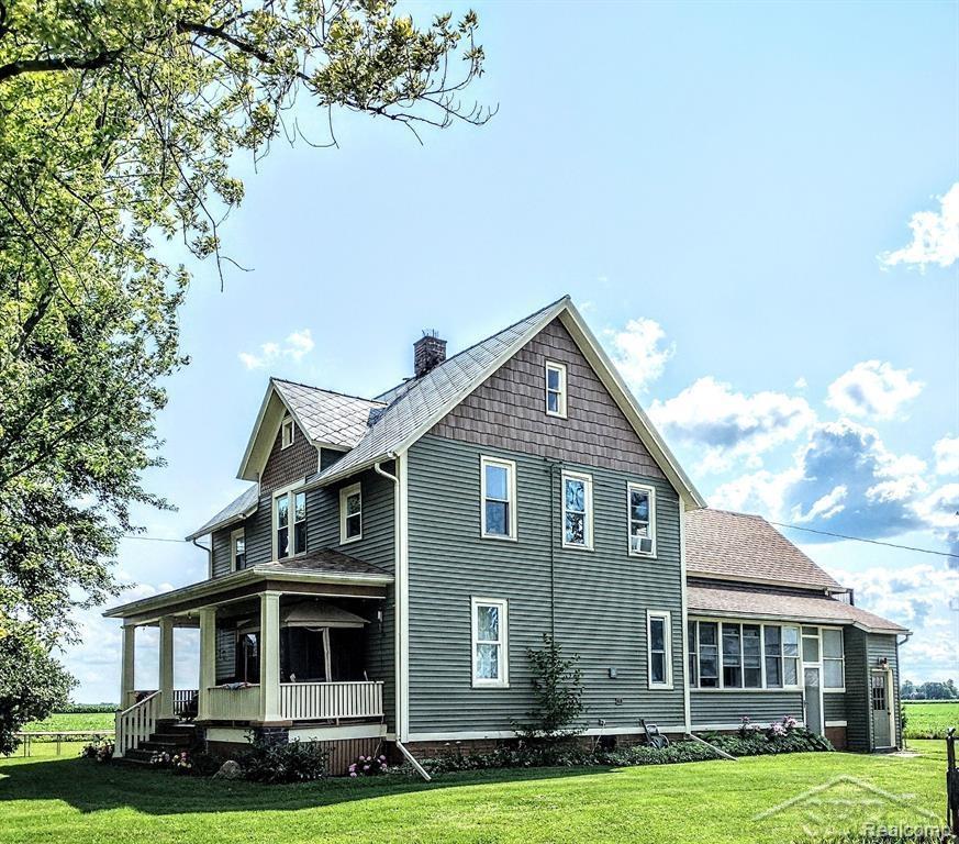 3690 South Dehmel Road Frankenmuth, MI 48734 - Photo 1 of 26 Gallery Image 1