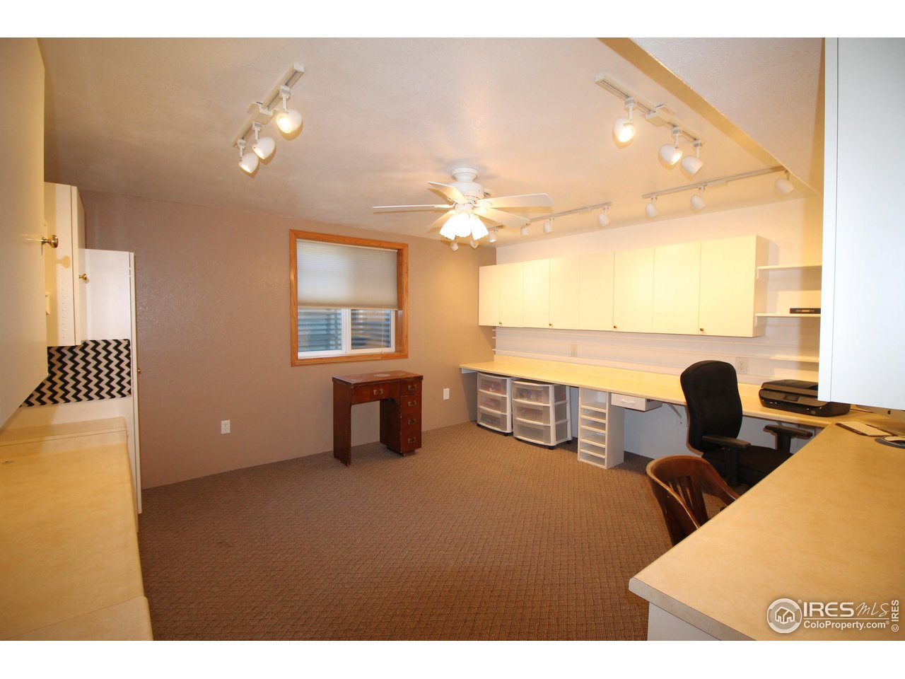 14363 Dakota Road Sterling, CO 80751 - Photo 25 of 40 a view of a livingroom with furniture and window