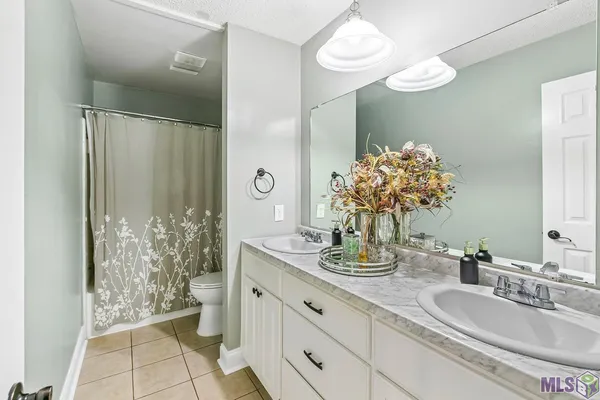 $280,000 | 14415 Richardson Drive, Greenwell Springs, LA 70739