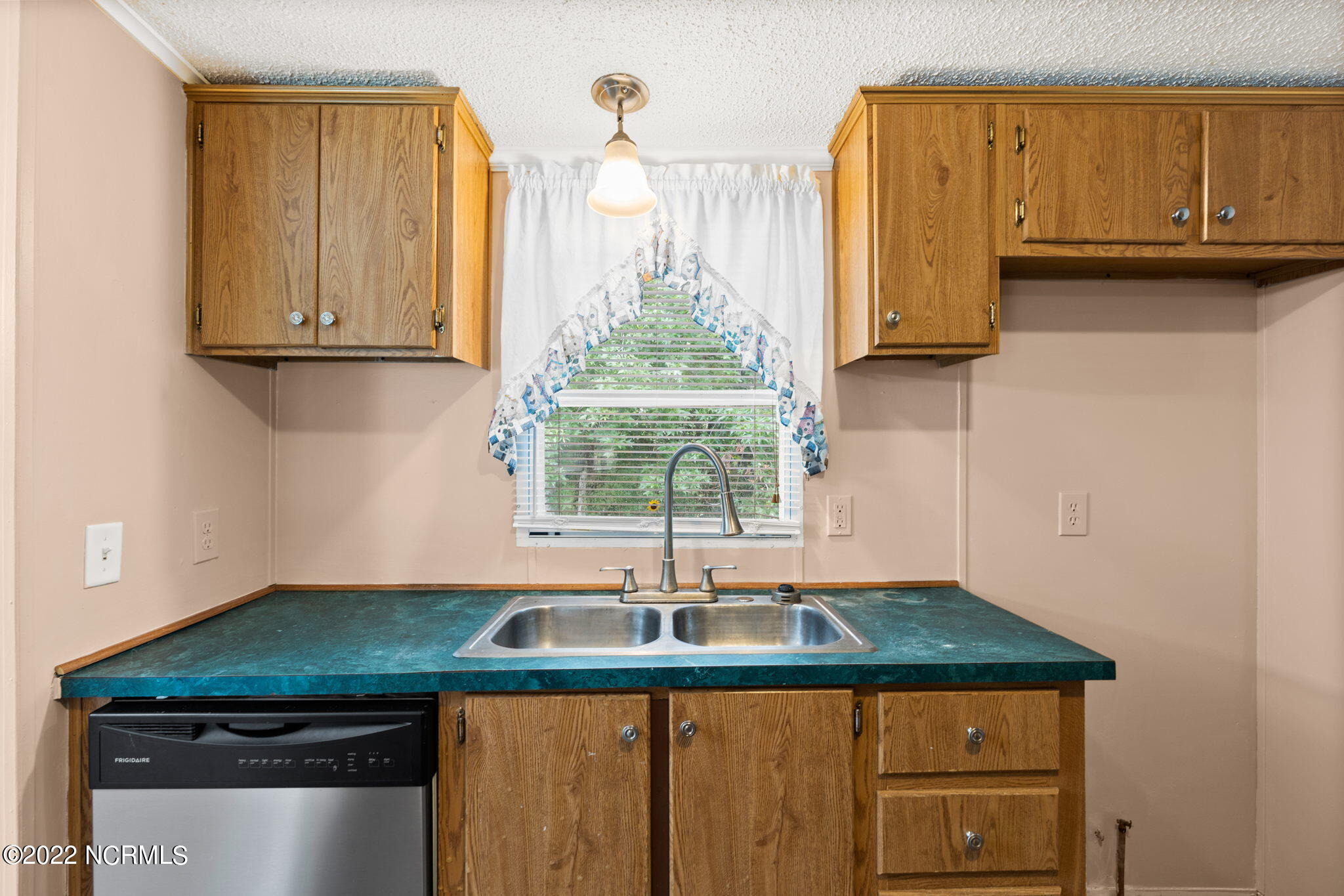 1044 Stanley Road Southwest Supply, NC 28462 - Photo 10 of 45 kitchen