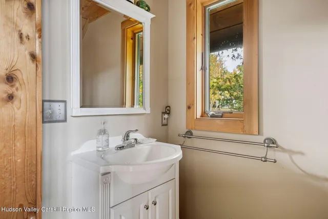 $1,311,000 | 61 Cambridge Heights Road, Windham, NY 12496