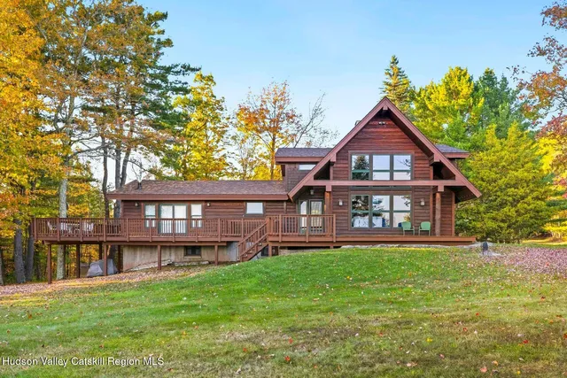 $1,311,000 | 61 Cambridge Heights Road, Windham, NY 12496