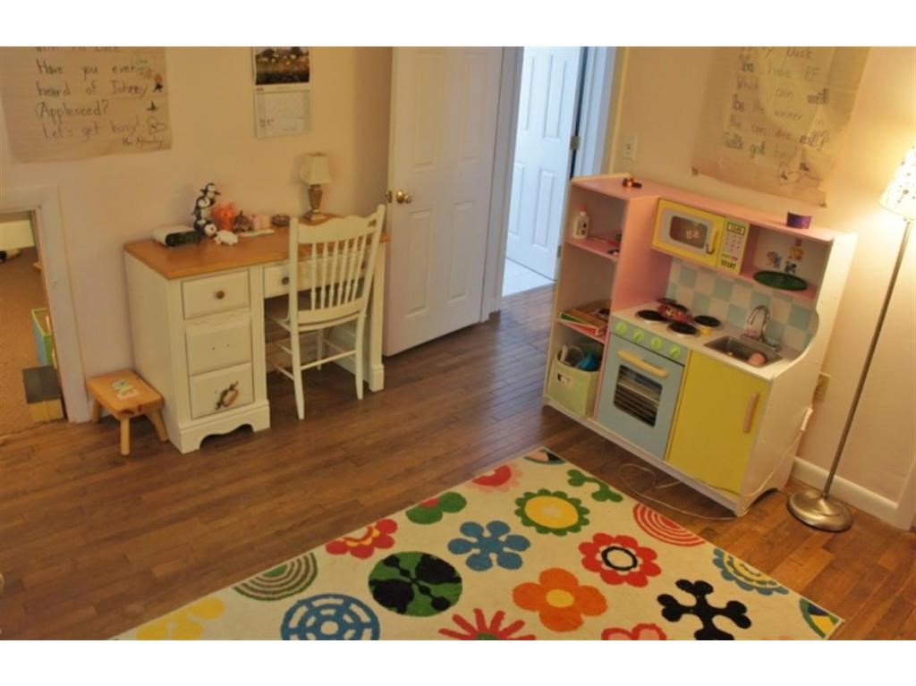13 Goodfellow Road Hanover, NH 03755 - Photo 12 of 14 Gallery Image 12