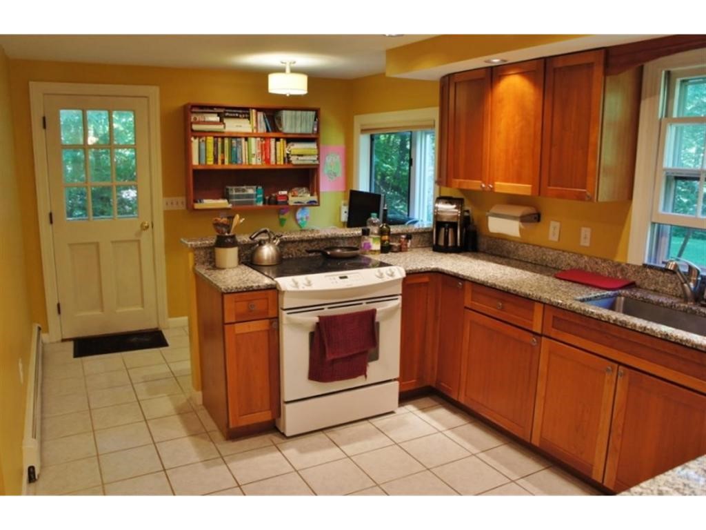 13 Goodfellow Road Hanover, NH 03755 - Photo 4 of 14 Gallery Image 4