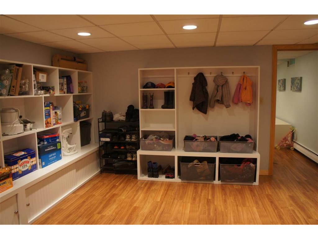 13 Goodfellow Road Hanover, NH 03755 - Photo 6 of 14 Gallery Image 6