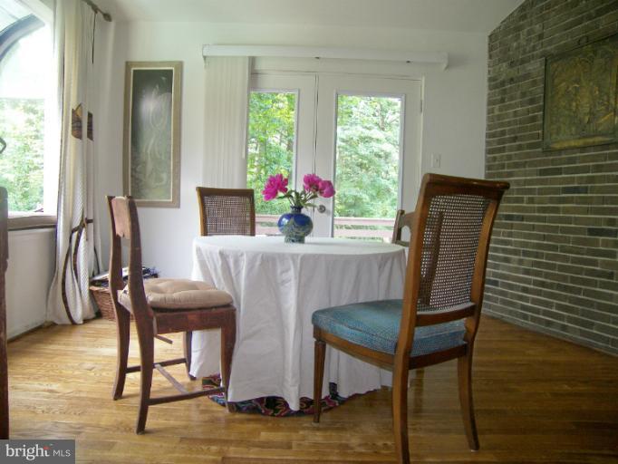 10935 Lawyers Road Reston, VA 20191 - Photo 3 of 30 Dining Room