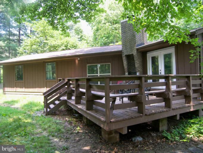 10935 Lawyers Road Reston, VA 20191 - Photo 23 of 30 Exterior (Rear)
