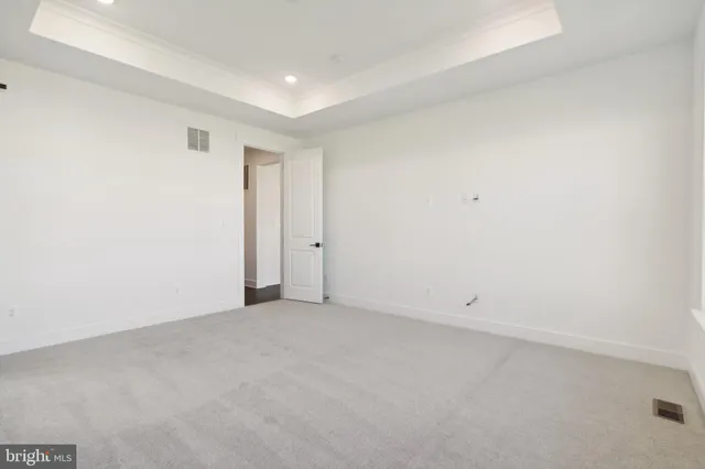 an empty room with an entryway