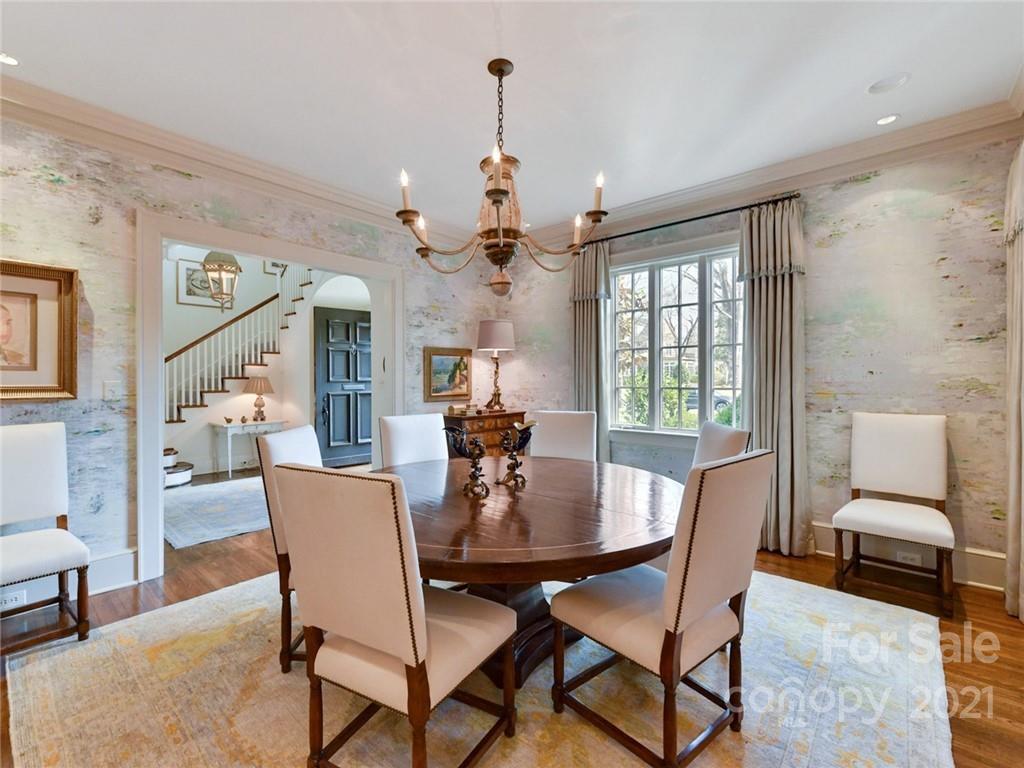 1630 Brandon Road Charlotte, NC 28207 - Photo 3 of 48 Gallery Image 3