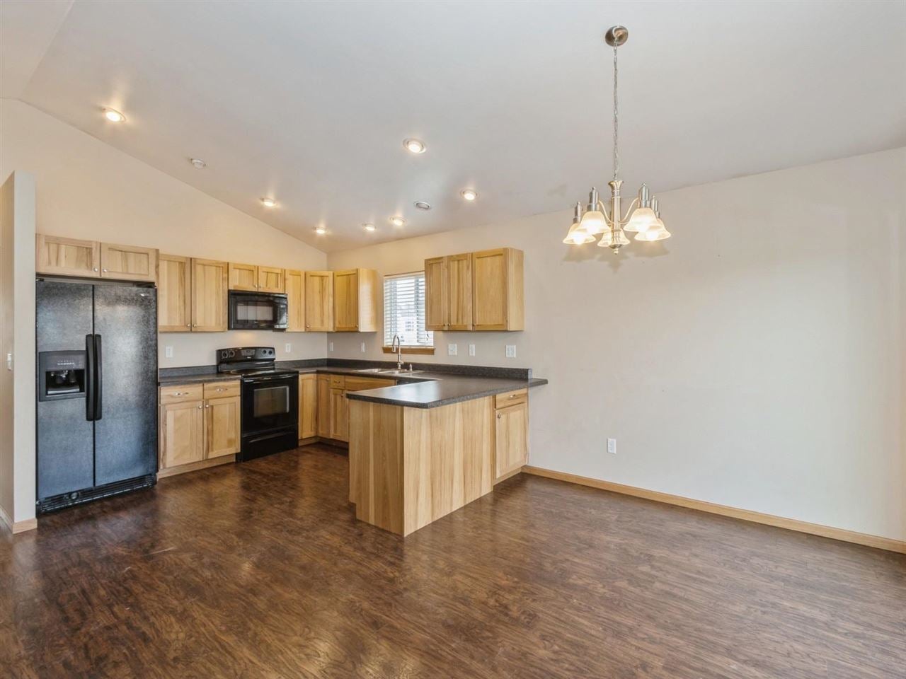 212 Buckeye Lane Riverside, IA 52327 - Photo 5 of 30 Gallery Image 5