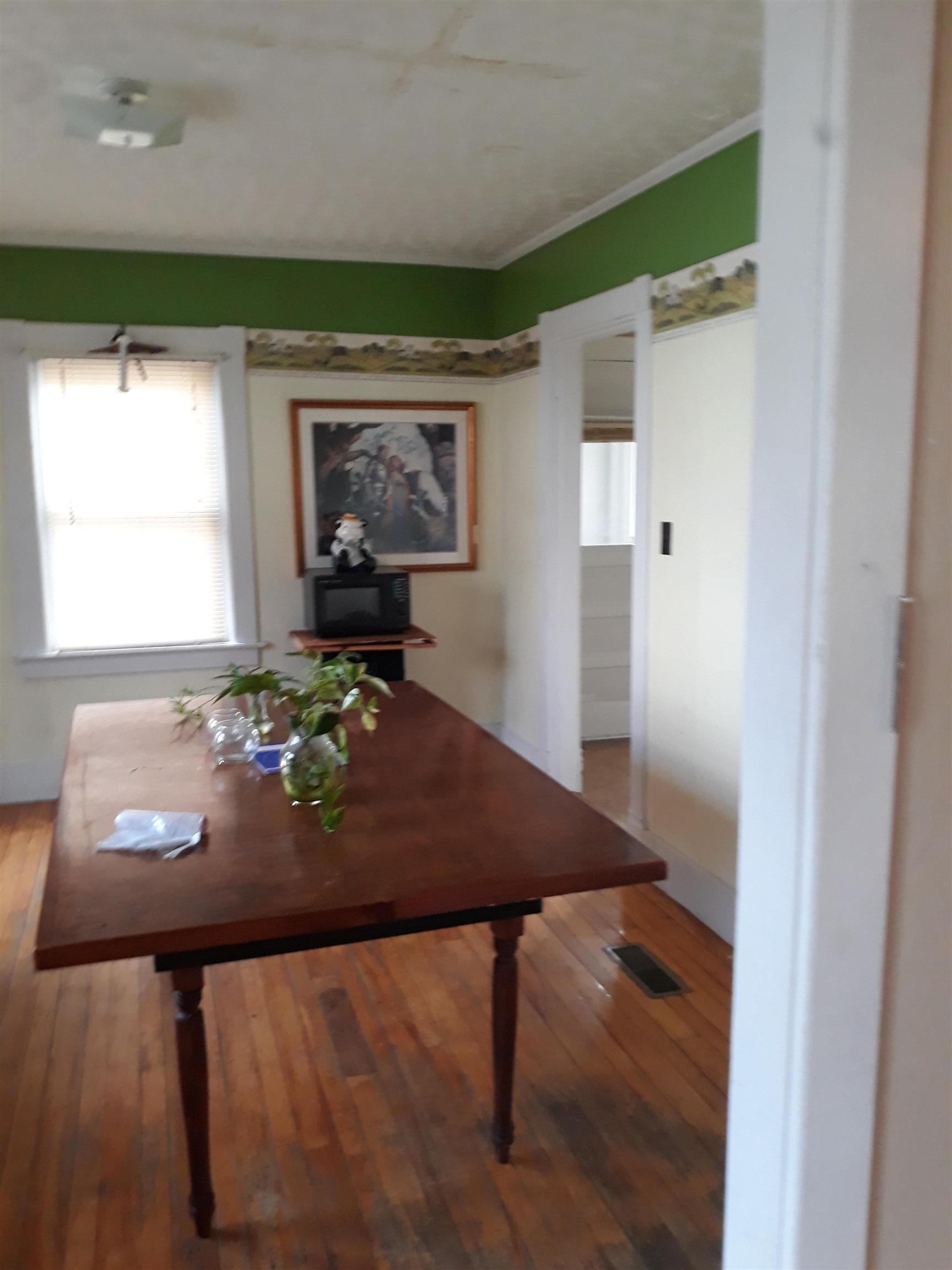 175 Commercial Avenue Lunenburg, VT 05904 - Photo 15 of 37