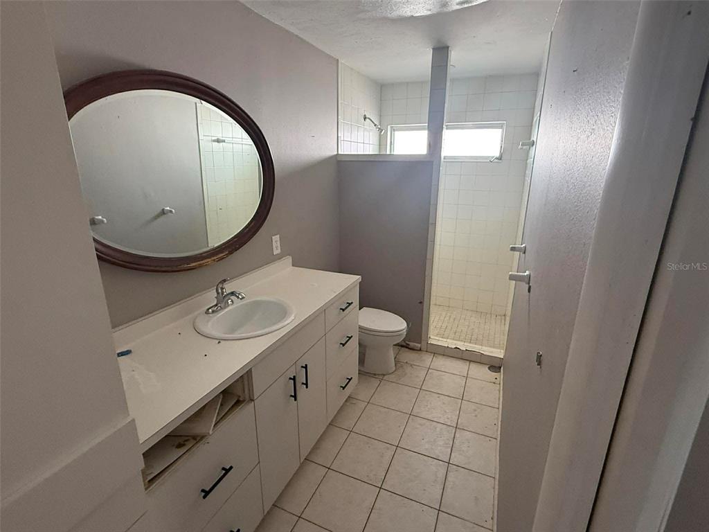 3101 Bispham Road Sarasota, FL 34231 - Photo 12 of 15