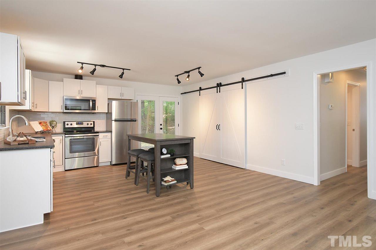 1607 Cranston Road Garner, NC 27529 - Photo 2 of 15