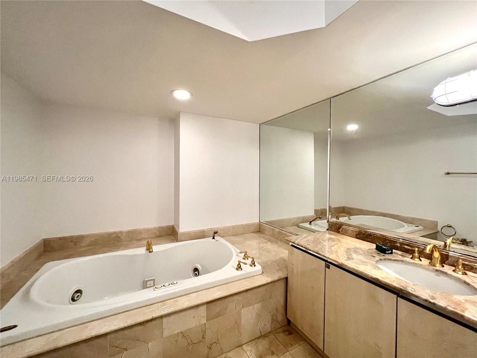 445 Grand Bay Drive, Unit 310 Key Biscayne, FL 33149 - Photo 11 of 26