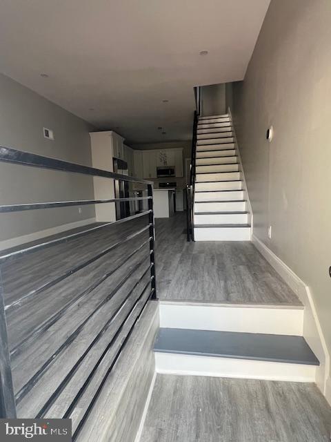 322 East Sterner Street Philadelphia, PA 19134 - Photo 5 of 25 a view of entryway and hall