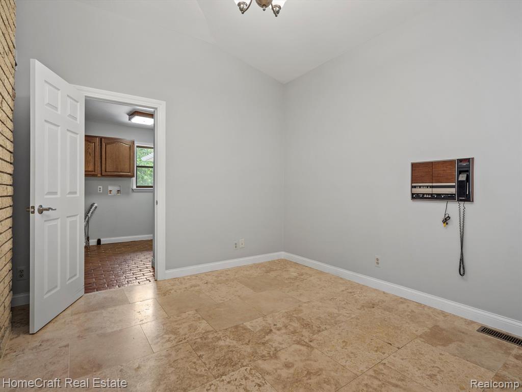 10050 Joslin Lake Road Gregory, MI 48137 - Photo 28 of 61 Gallery Image 28