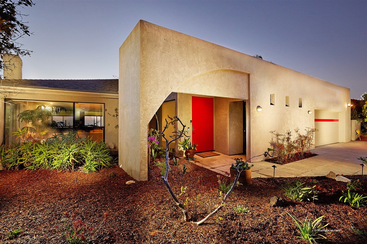 2038 Freda Lane Cardiff, CA 92007 - Photo 3 of 4