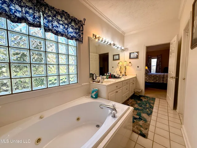 $274,900 | 578 Spring Lake Drive, Pearl, MS 39208