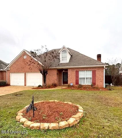 $274,900 | 578 Spring Lake Drive, Pearl, MS 39208