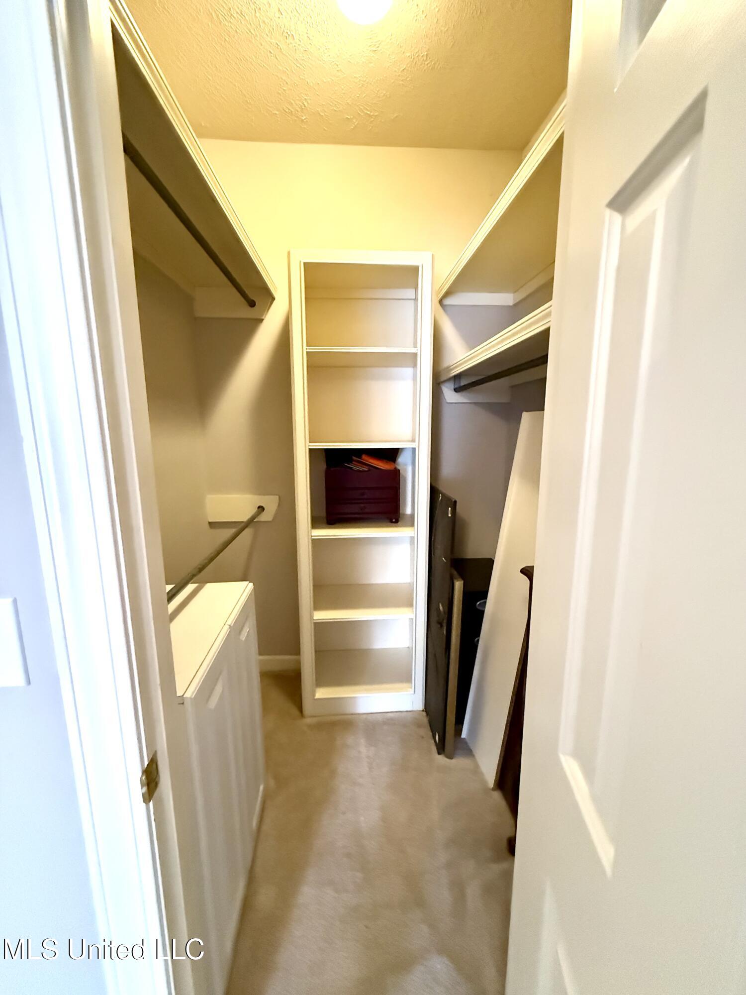 578 Spring Lake Drive Pearl, MS 39208 - Photo 27 of 41 Photo Nov 05 2025, 12 06 00 PM