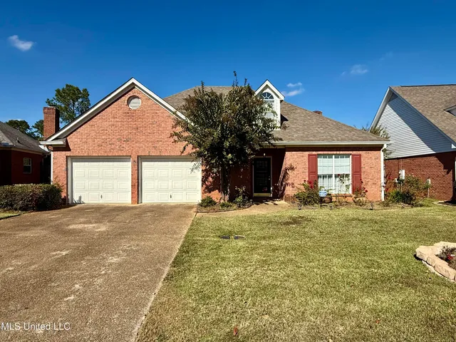 $274,900 | 578 Spring Lake Drive, Pearl, MS 39208