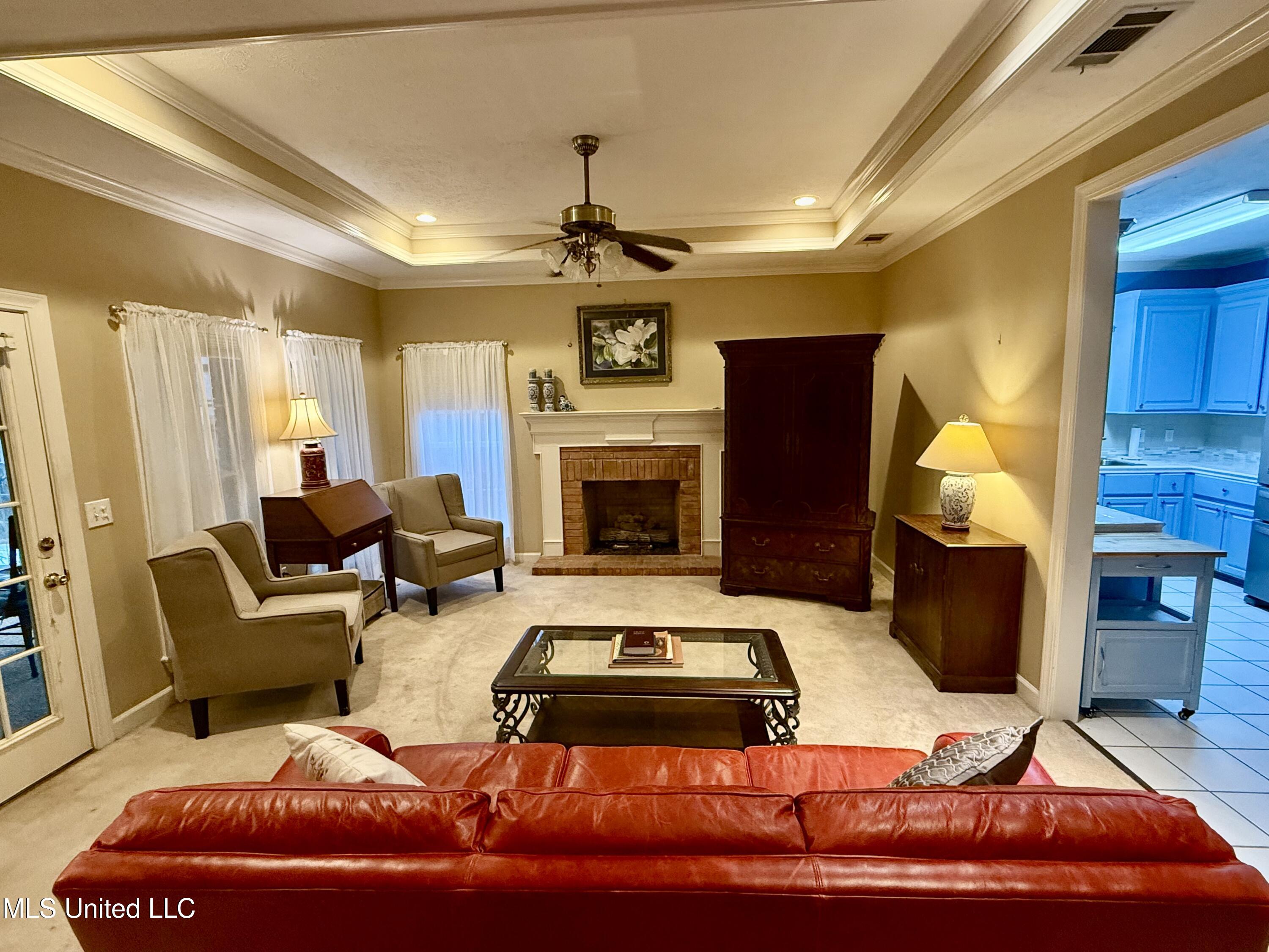 578 Spring Lake Drive Pearl, MS 39208 - Photo 8 of 41 Photo Jan 09 2026, 1 23 14 PM