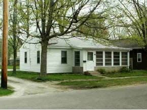 218 East 13th Street Rochester, IN 46975 - Photo 1 of 3