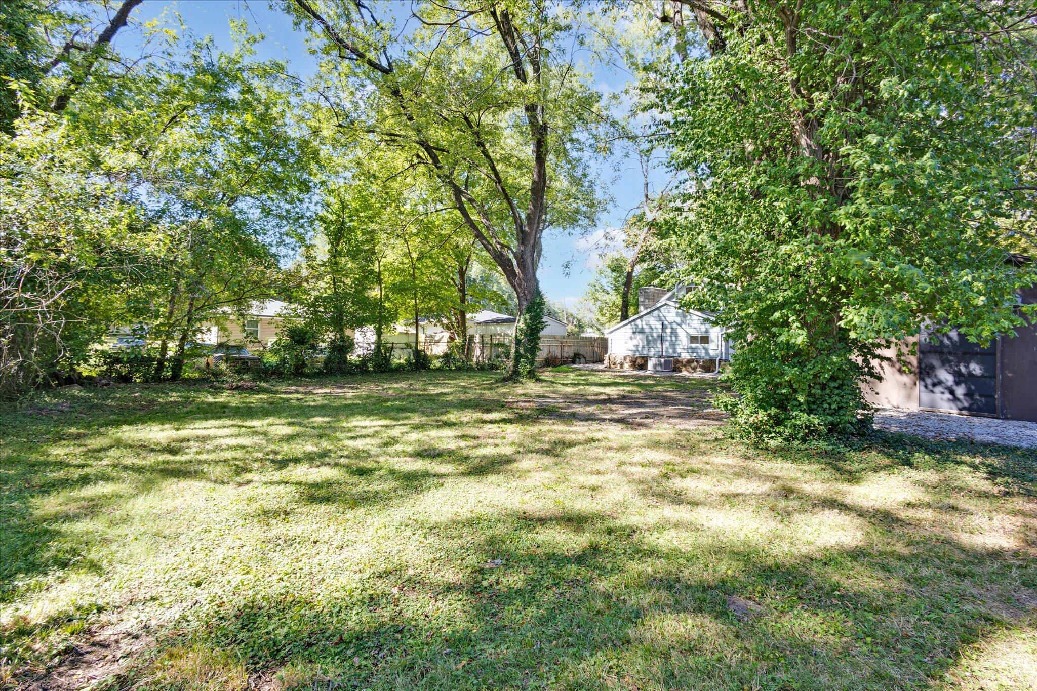 2312 East Atlantic Street Springfield, MO 65803 - Photo 32 of 34 32-32