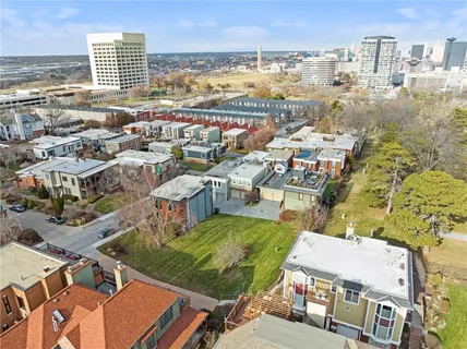 $259,000 | 2949 Grand Avenue, Kansas City, MO 64108