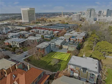 $259,000 | 2949 Grand Avenue, Kansas City, MO 64108