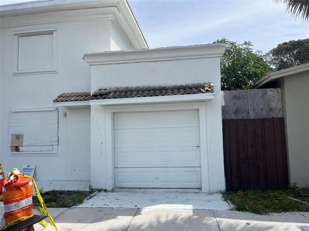 614 North Tamarind Avenue West Palm Beach, FL 33401 - Photo 5 of 5